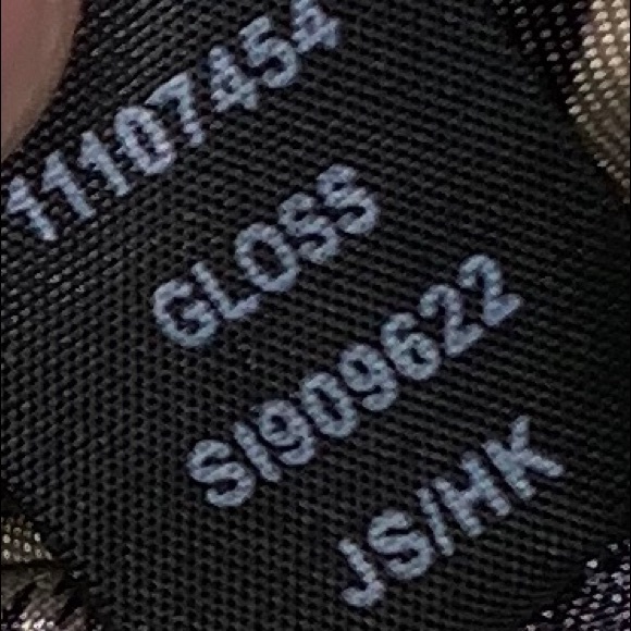 Guess Marciano Gloss purse - Picture 6 of 7